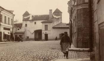 Самая старая фотография на выставке датирована 1878 годом. Фото: Городской музей