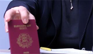 Всего в этом году ходатайство о получении эстонского гражданства представили 1118 человек. Фото: Postimees/Scanpix