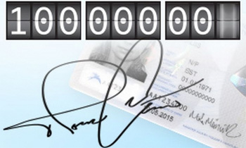 Департамент инфосистем: с помощью ID-карт поставлено уже 100 млн подписей. Фото: Scanpix/RIA Novosti