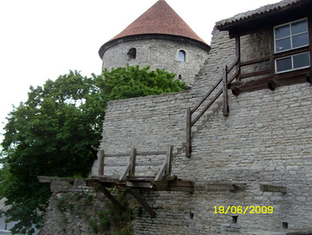 Старинный замок в центре Таллина