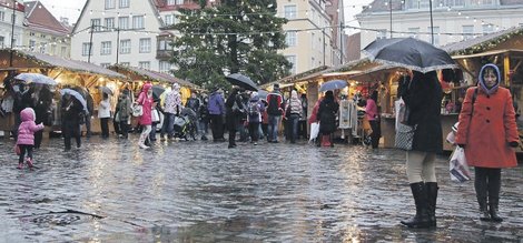 Специалисты в области туризма считают, что нынешняя аномально бесснежная зима в Эстонии не отпугнет российских турис­тов, и в этом году они побьют все рекорды своего пребывания у нас. Фото: Пеэтер Ланговитс